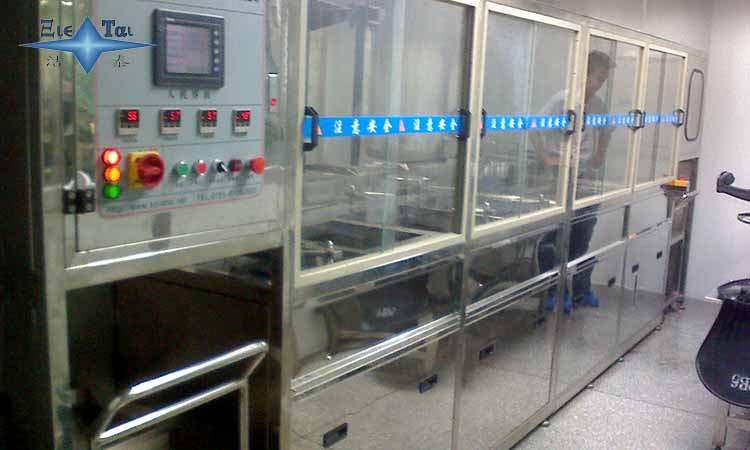 如何清洗發(fā)動機(jī)上的油污 如何清除茶杯內(nèi)的茶垢