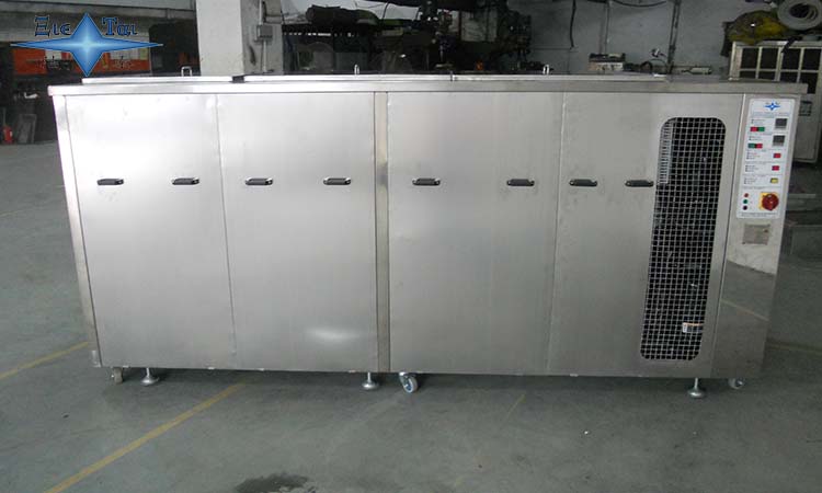 在哪里可以買到超聲波清洗機(jī)？真空碳?xì)淝逑礄C(jī)的除污工藝