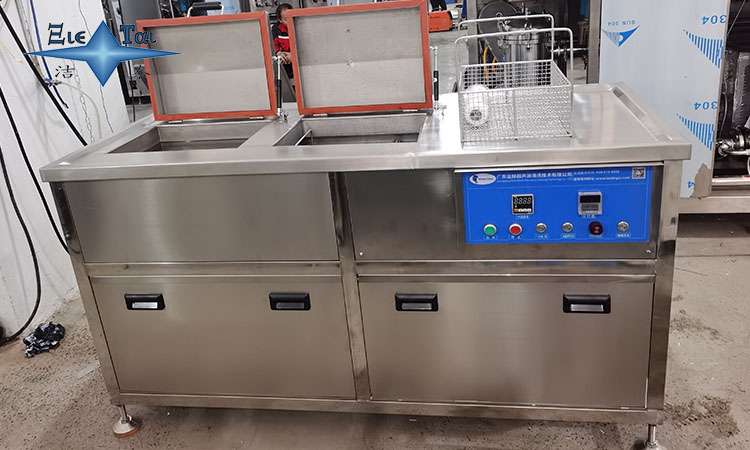 超聲波清洗機在化妝品行業(yè)的應(yīng)用及清潔衛(wèi)生保障