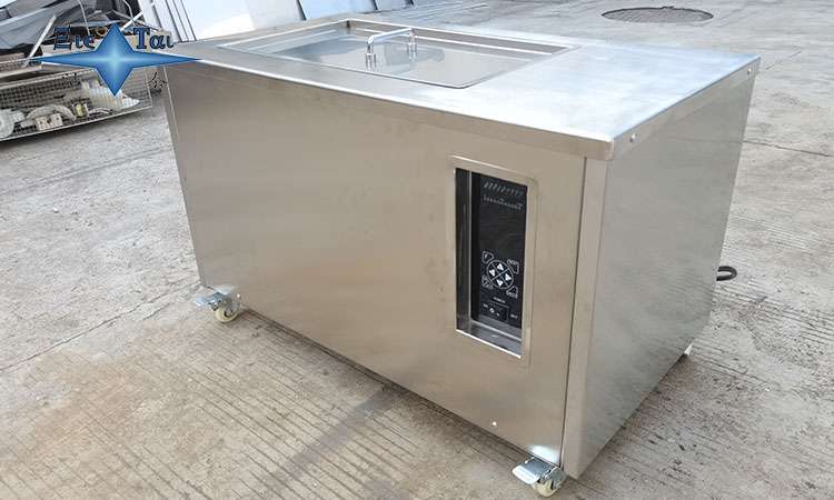 超聲波清洗機(jī)在光學(xué)和精密儀器制造中的應(yīng)用