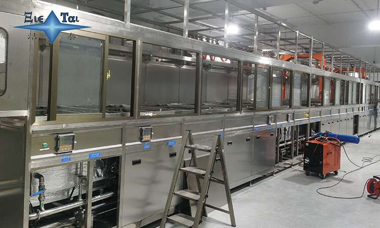 工業(yè)超聲波清洗機(jī)如何成就“免檢級(jí)”供應(yīng)商？潔泰揭秘高端制造背后的清洗革命