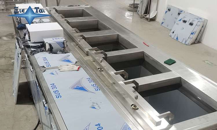 大型超聲波清洗機如何避免精密零部件清洗損傷？潔泰各行業(yè)無損清洗方案