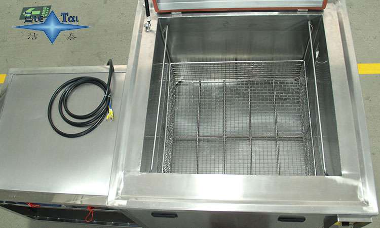 非標(biāo)定制超聲波清洗機(jī)：告別盲孔死角殘?jiān)?，潔泰為“疑難雜癥”工件提供終極清洗方案