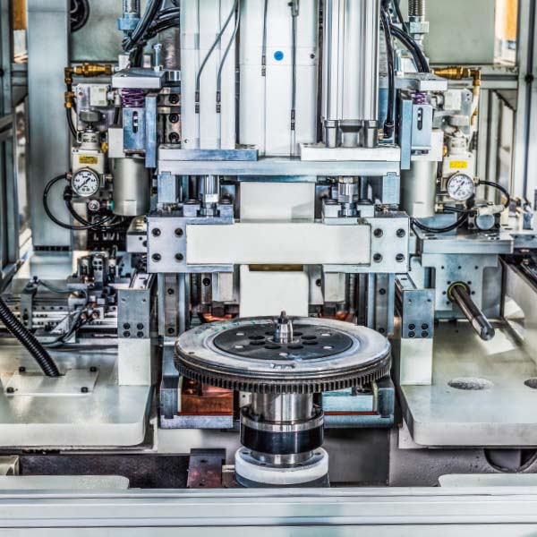 潔泰非標定制-連續(xù)通過式清洗機