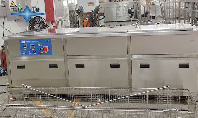超聲波清洗機(jī)溫度閃爍的原因及解決方案