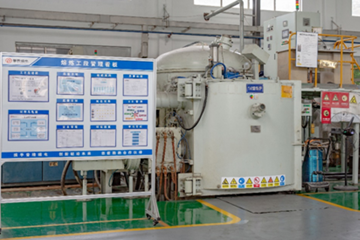 電動扇型閘門